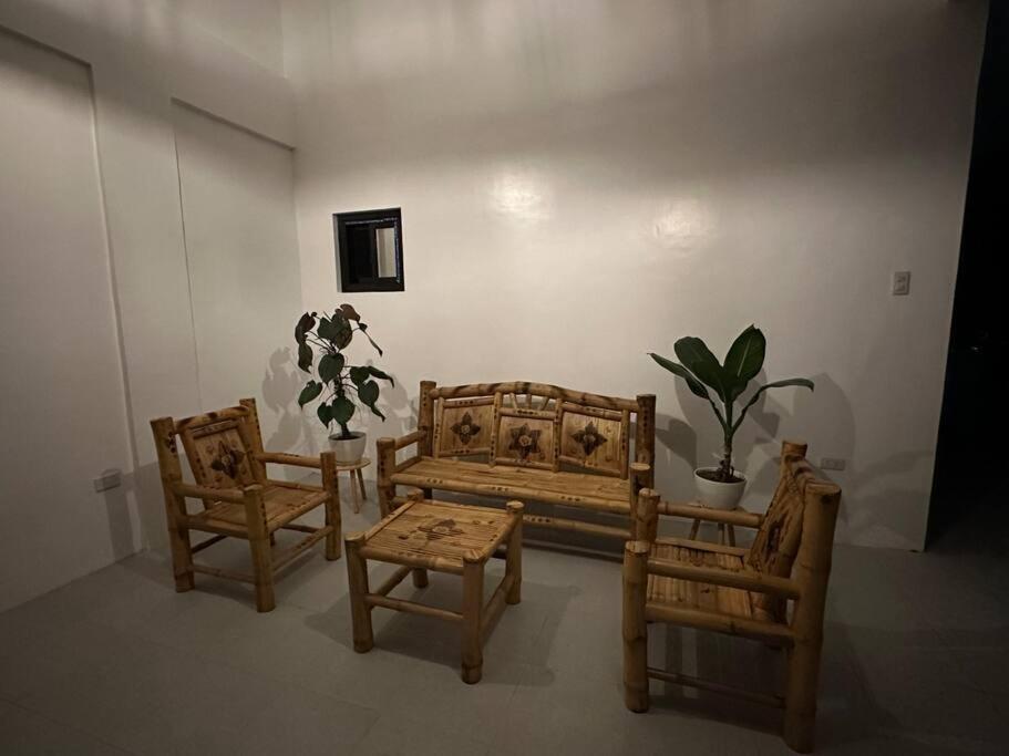 Faith Street Airbnb Apartment Plaridel (Luzon)